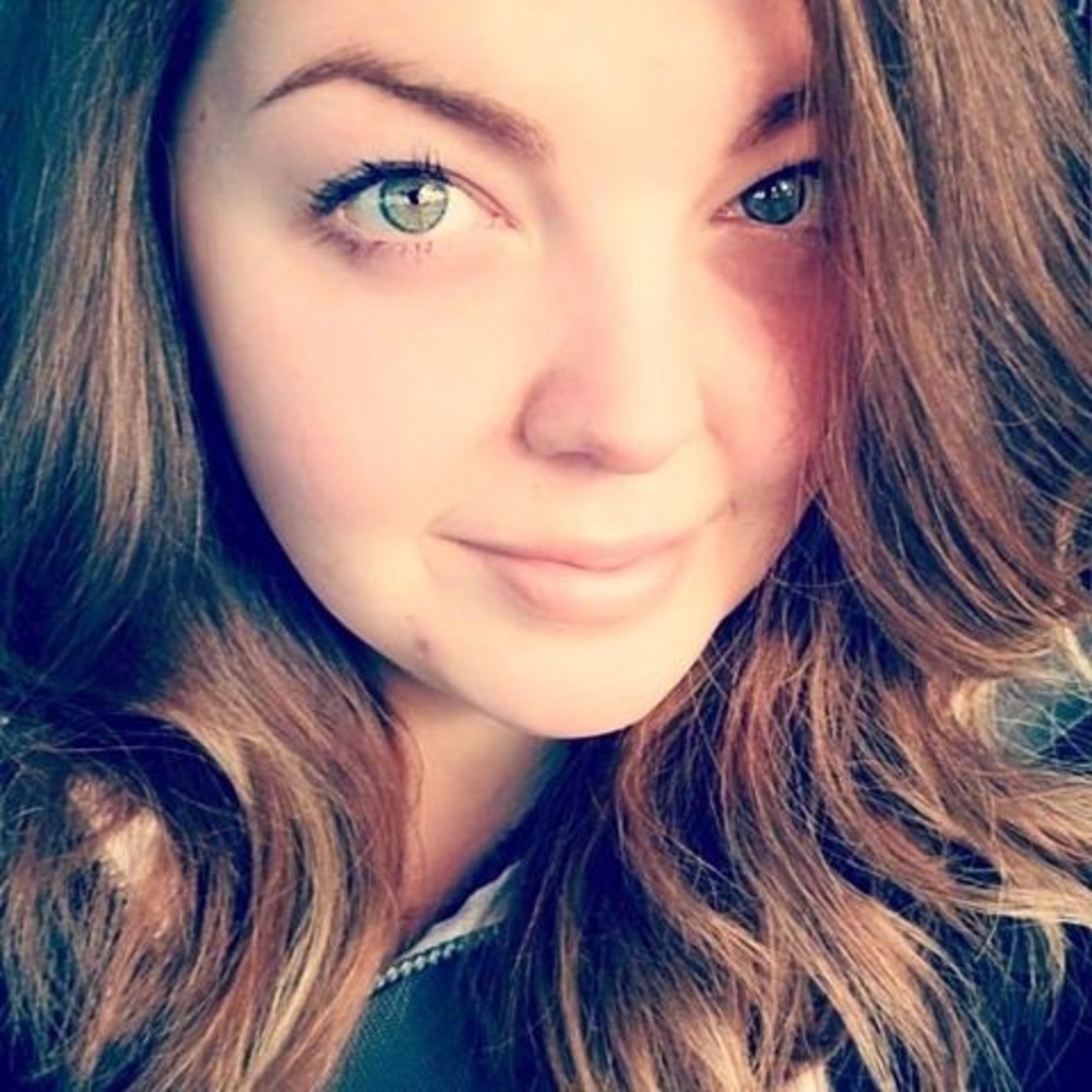 Meet your Posher, Melanie - Picture 1 of 1
